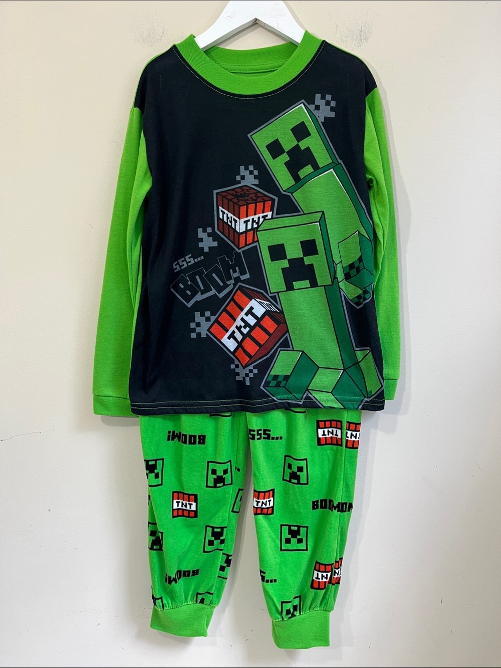 Minecraft Little Boy's Long Sleeve and Pants PJ's Set Size 6/7